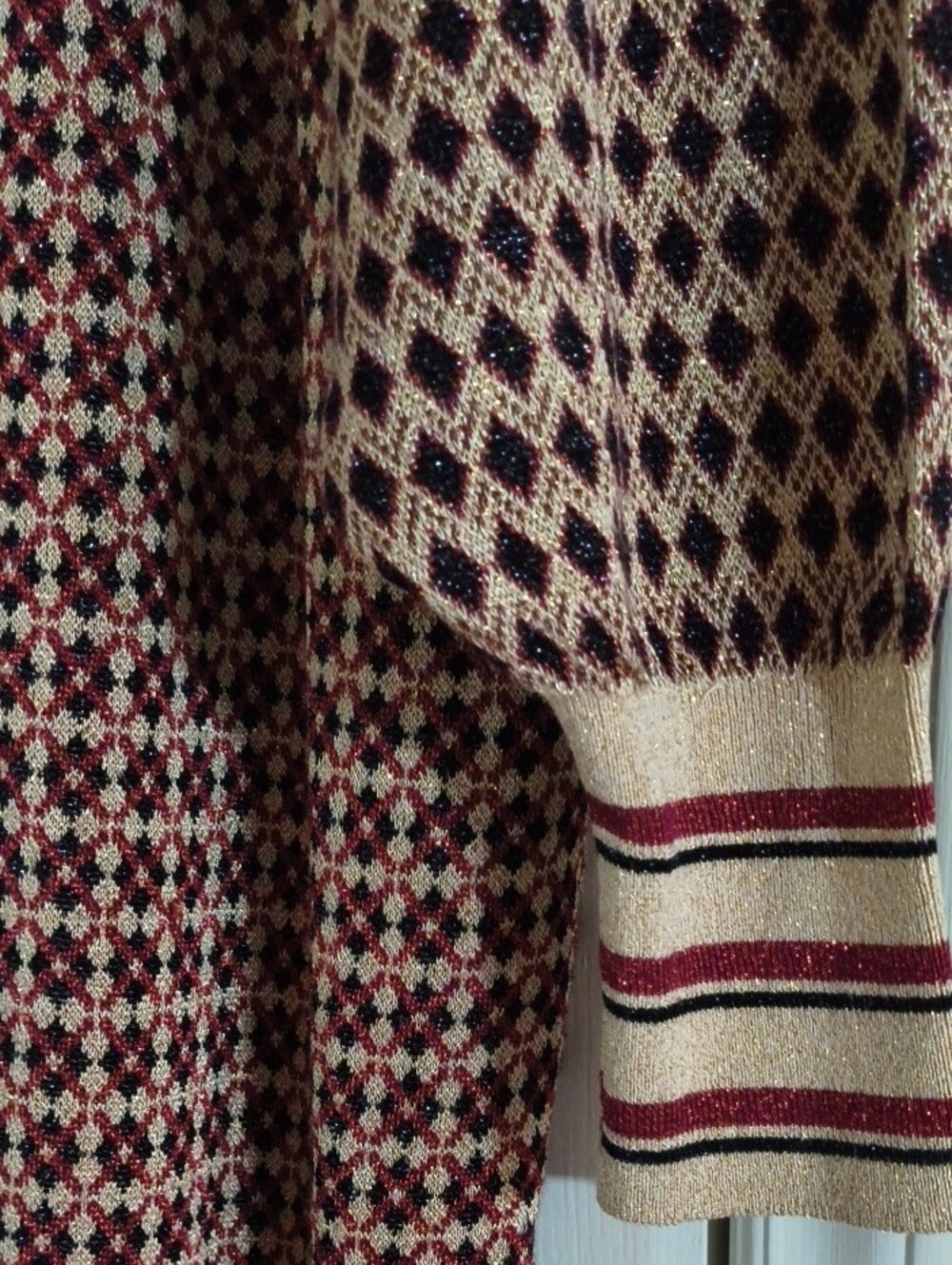 Zara Knit Cream and Burgundy Patterned Sweater - Picture 4 of 9